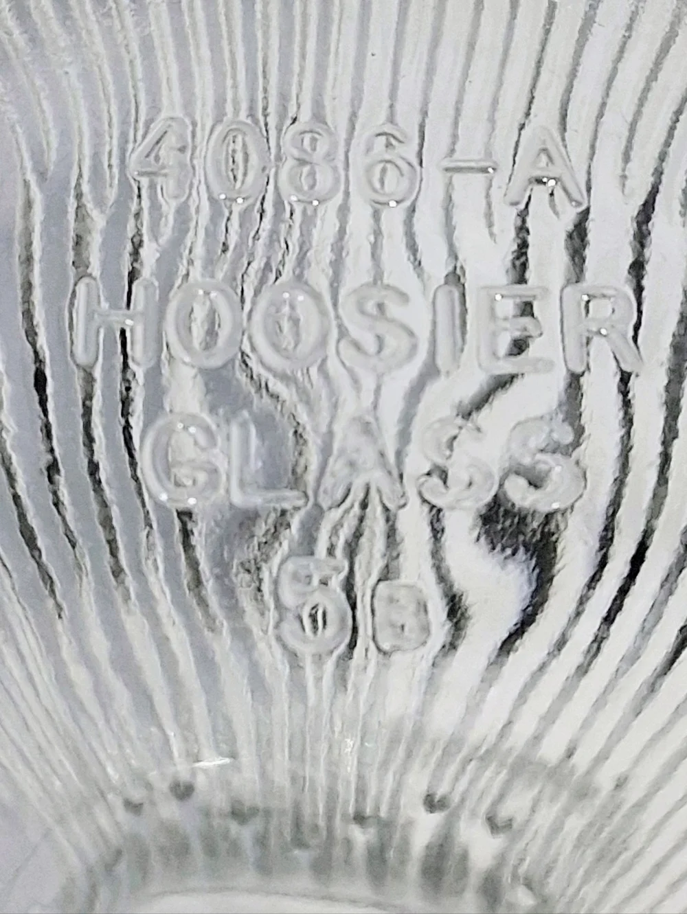 1950's Era Hoosier Glass Vintage Engraved Swirl Vase
